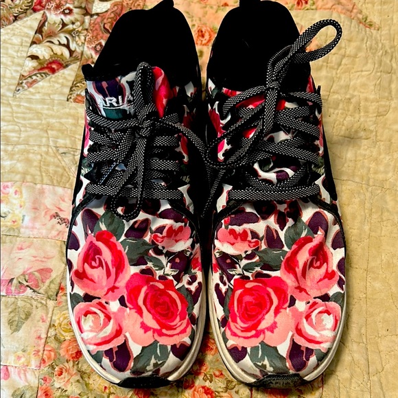 Ariat Shoes - Ariat Women's Floral Black and Pink Sneakers